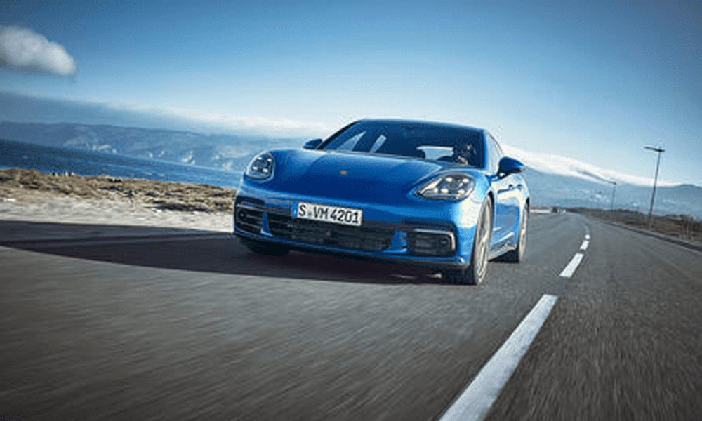 Location Porsche Panamera 4S | Deluxe Rental Cars Lausanne