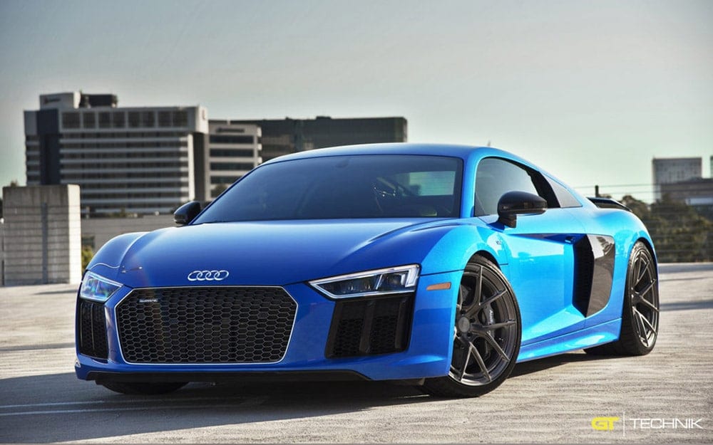 lease audi-r8-v10 Audi R8 V10 - Deluxe Rental Cars