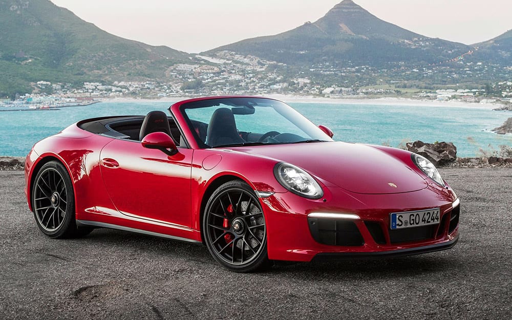 location-porsche-carrera-4-cabriolet Locatiom Porche Carrera 4 Cabriolet - Deluxe Rental Cars